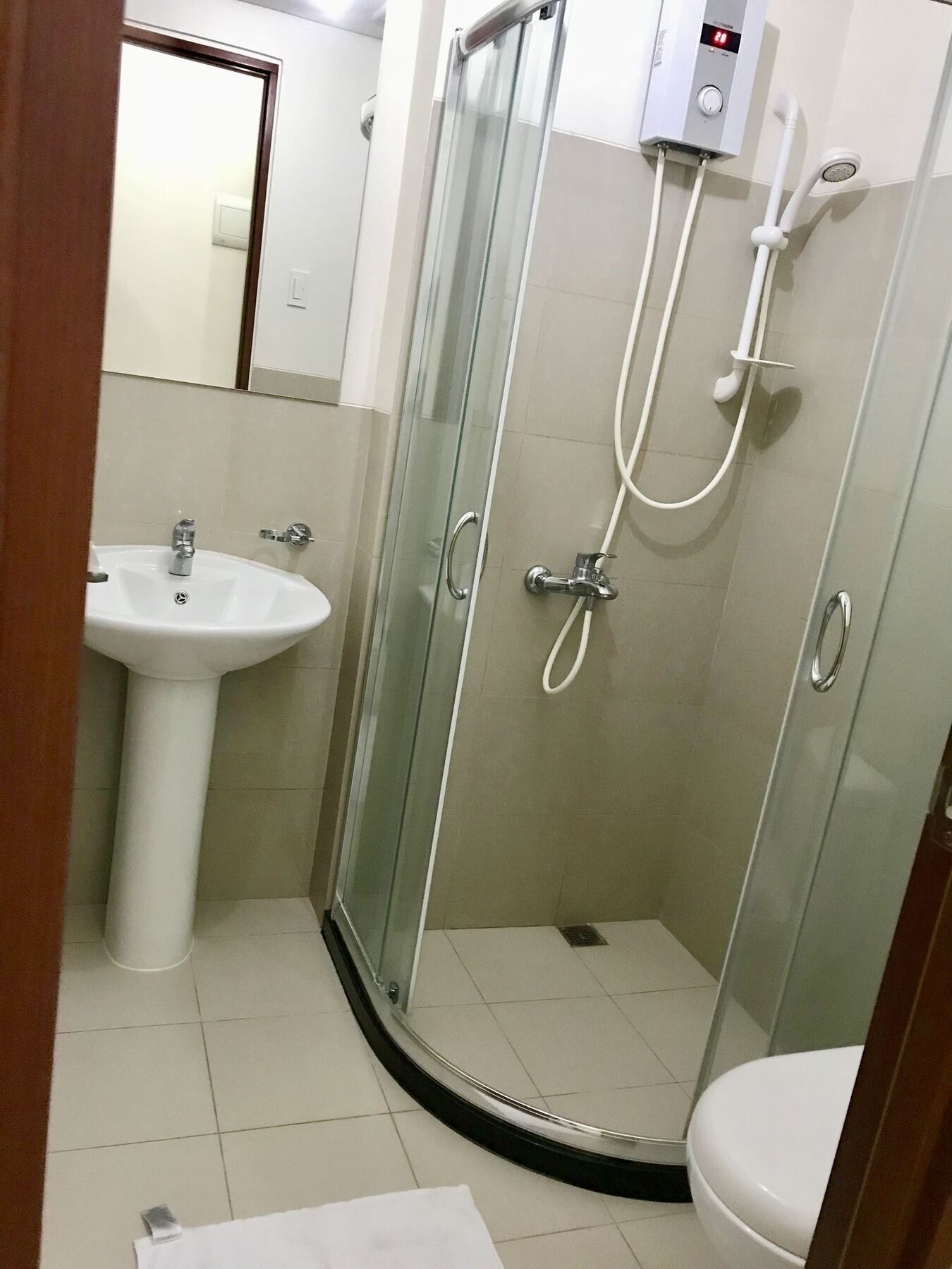 The Beacon Serviced Residences Makati City Ngoại thất bức ảnh